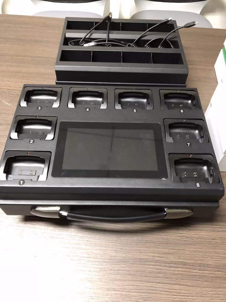 8 Ports Portable Docking Station Data Station for Body Worn Cameras Power Bank Charging Bases