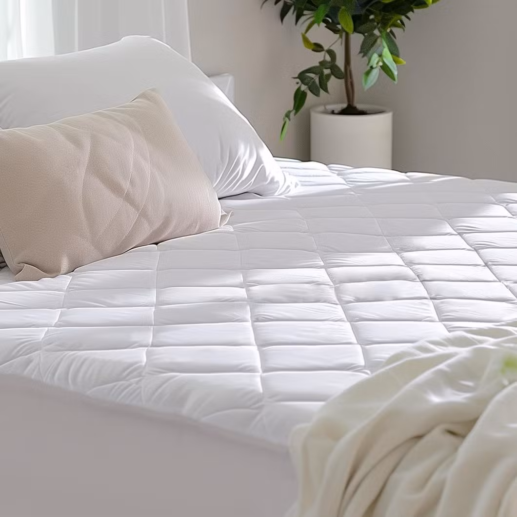 Premium Waterproof Mattress Protector Breathable Fitted Mattress Protector Pad with Deep Pocket