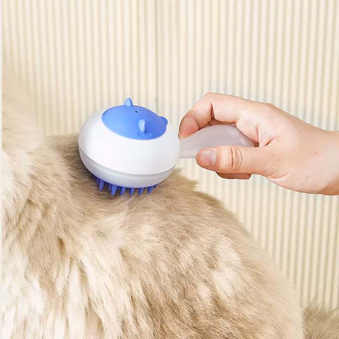 Wholesale Dry and Wet Plastic Pet Cleaning Products, Bath and Shower Massage Combs with Added Body Gel, Soft Silicone Cleaning Brush for Pet Cats and Dogs