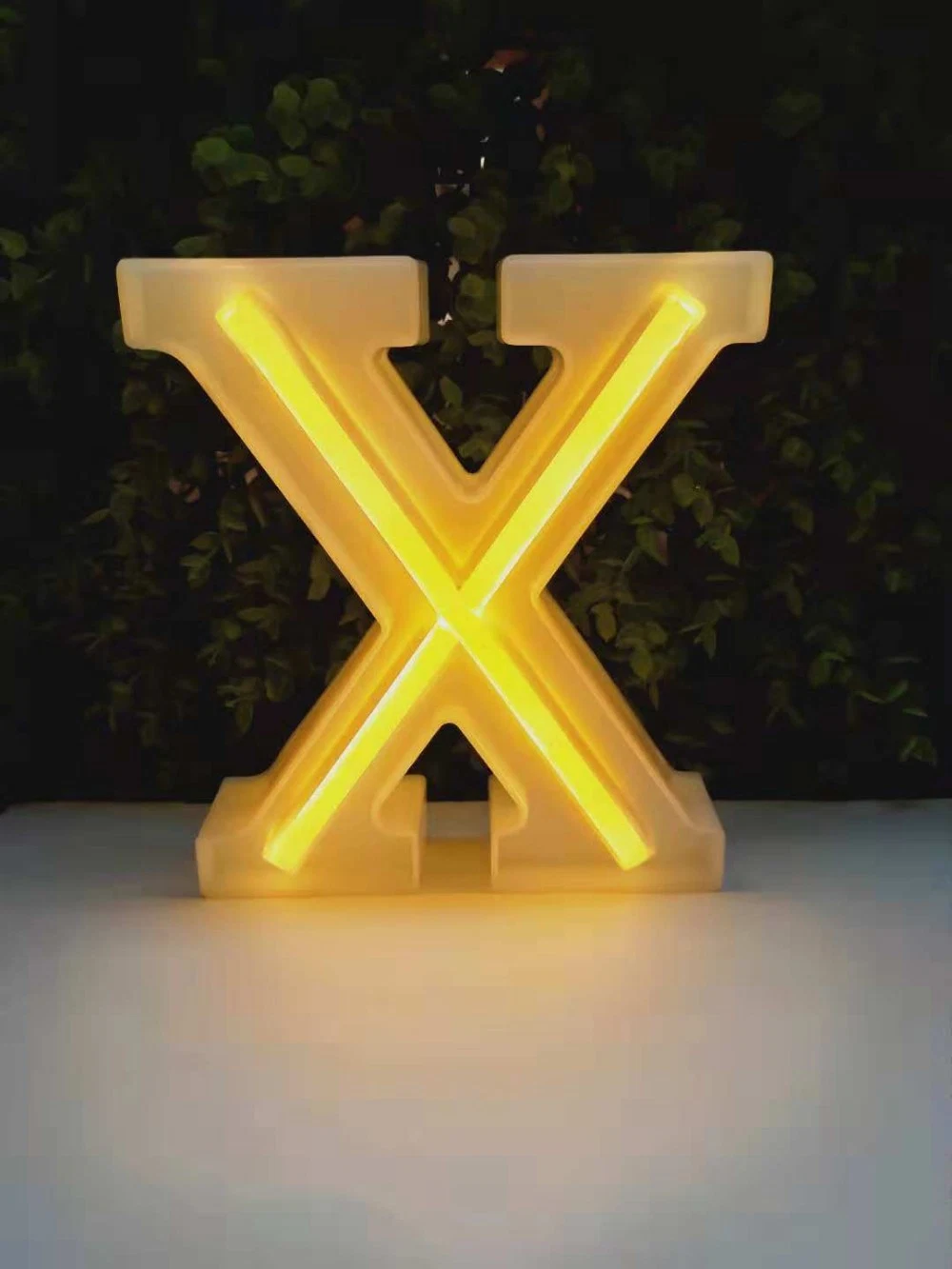 LED LED 5V High Brightness Plastic Frame Letter Shape Table Decoration Neon Light