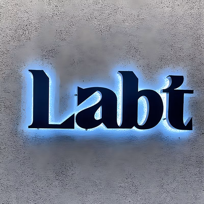 Personalized Factory Price Wholesale Backlit Illuminated LED Construction Custom Road Signs