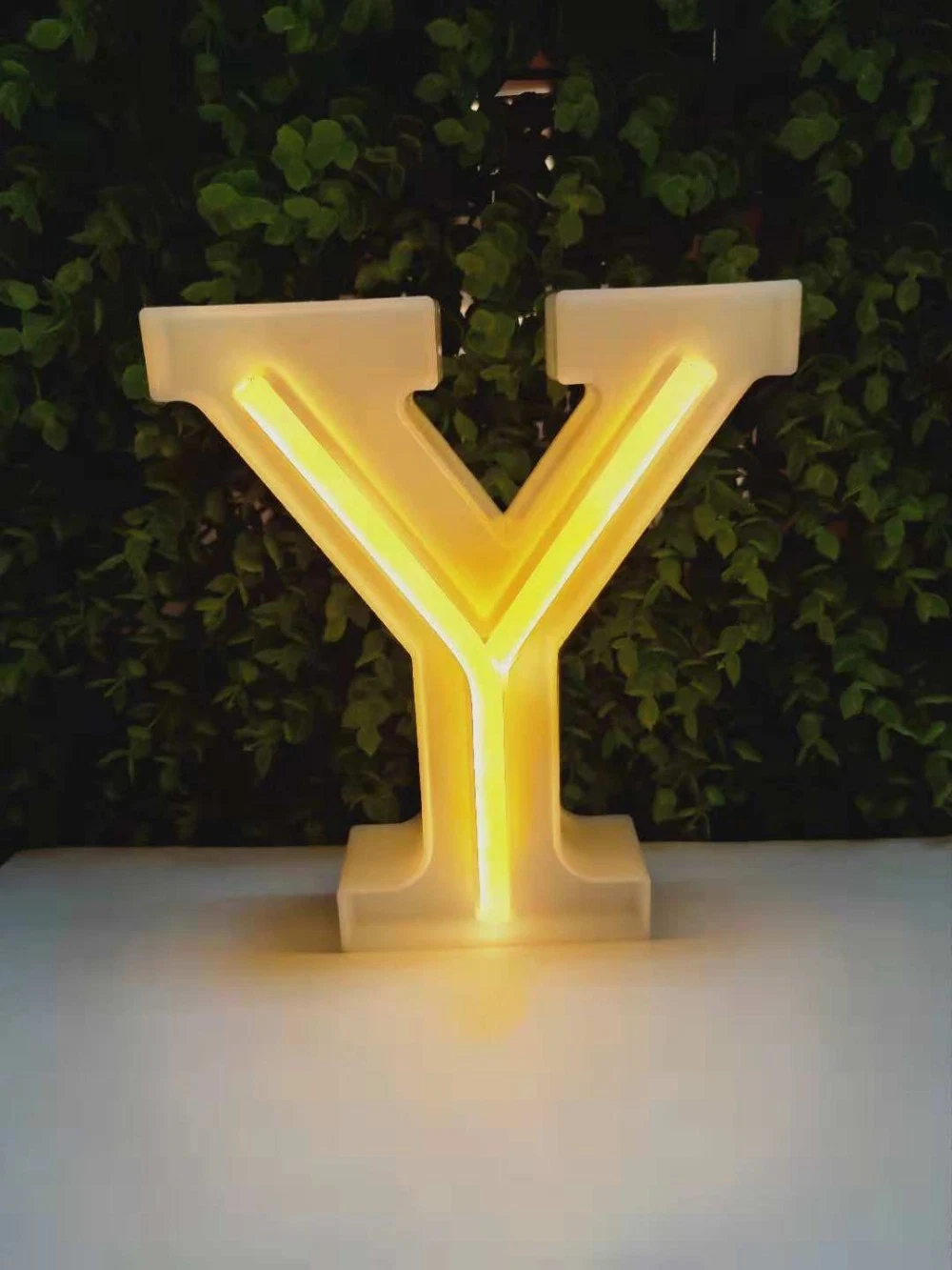 LED LED 5V High Brightness Plastic Frame Letter Shape Table Decoration Neon Light