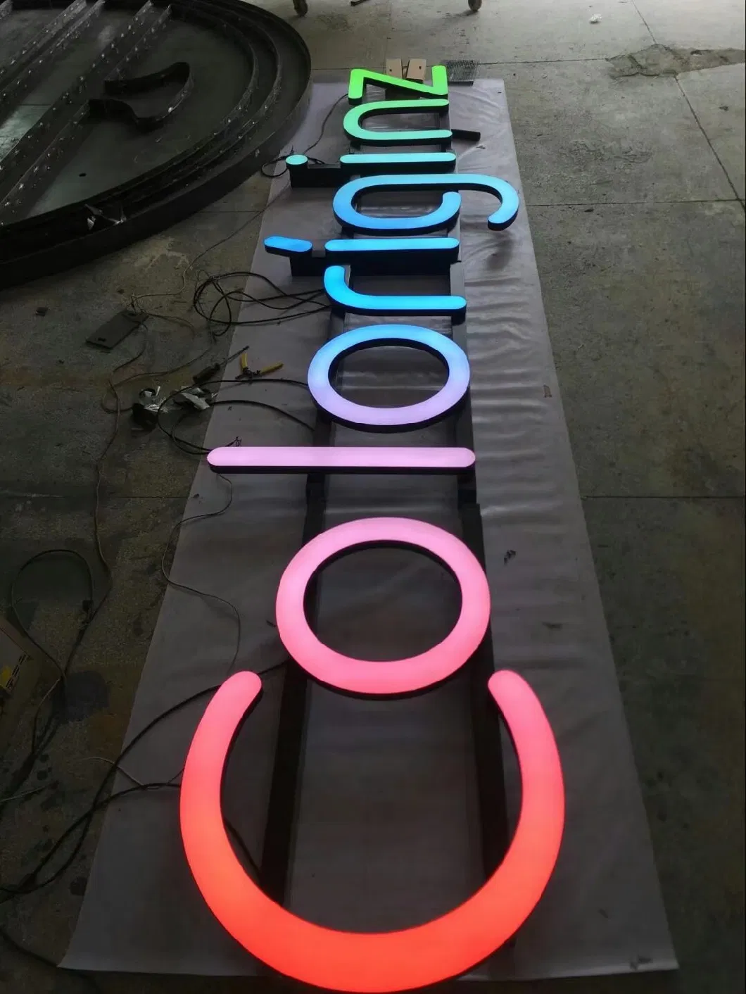 Costomize Company Logo with LED Acrylic Metal Channel Letter Lightes Luminous Words