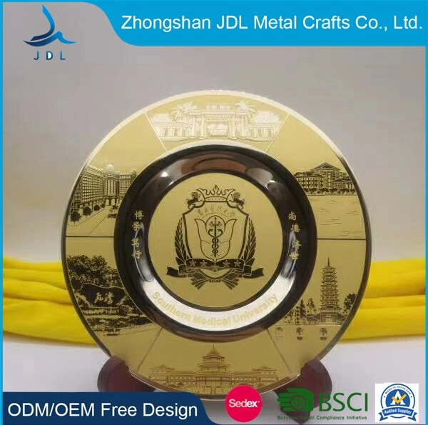 China Hot Sale Decorative Gold Metal 3D Embossed USA National Souvenir Plates Customize Plaque Home Decoration