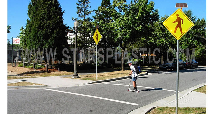 Solar Traffic LED Aluminum Road Sign Stand Board Size Safety Custom Reflective and Meanings Signs Boards Manufacturers