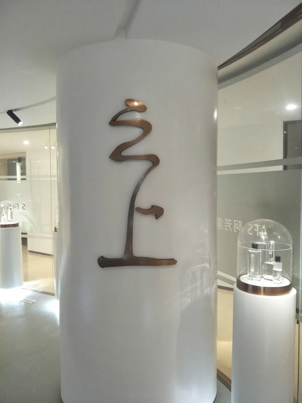 Column Sign Letter Curve Design Stainless Steel Letters