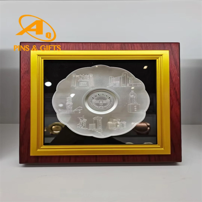 Wholesale OEM Hand Parinting Polyresin Souvenir Home Decoration Multiplate Plate Souvenir Wood Wooden Plaque