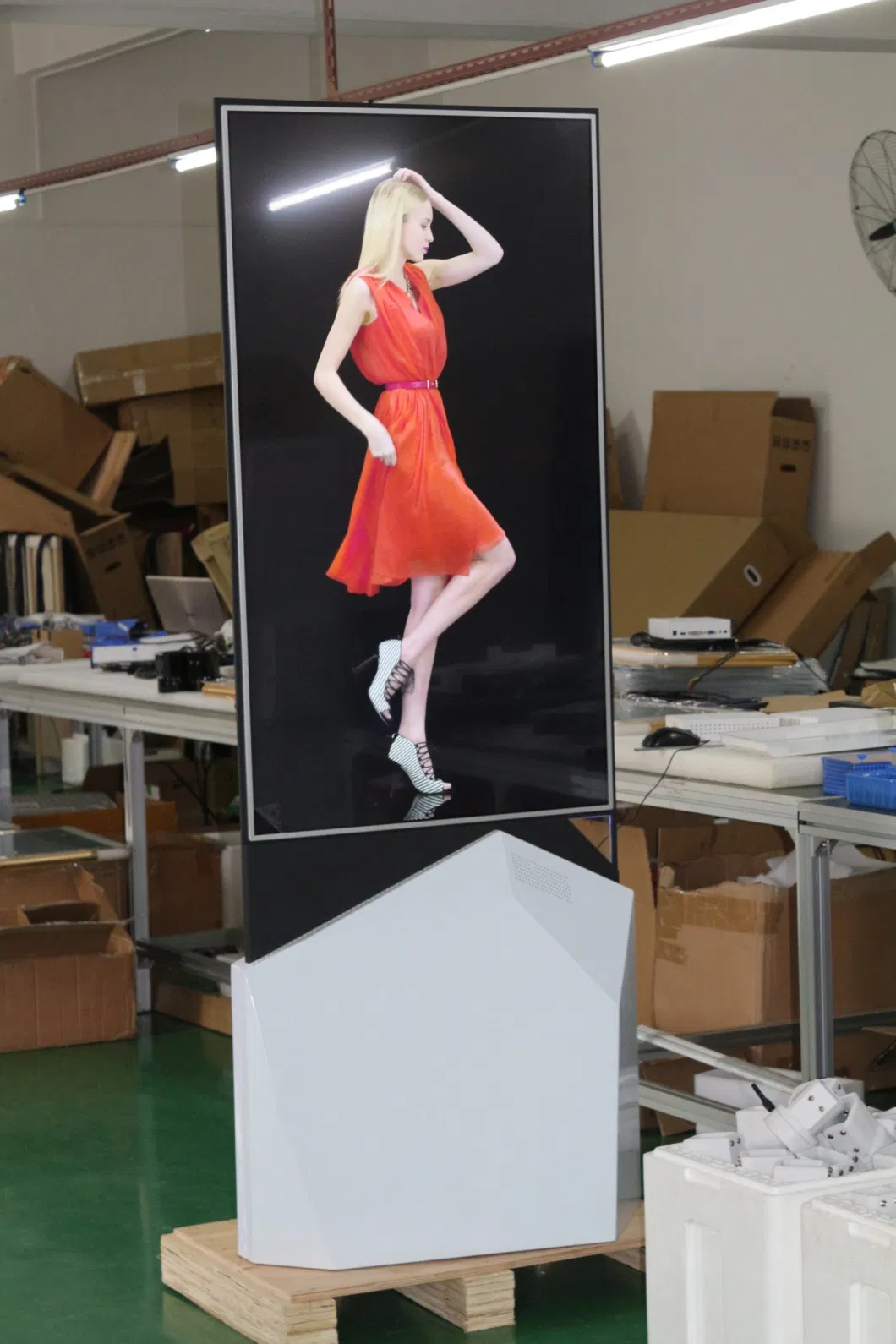 Super Slim Double Sided Digital Signage Display for Advertising