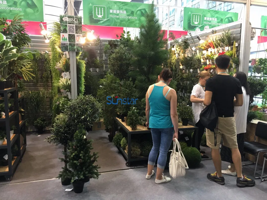 Artificial Moss Grass Hedge Panel 50X50cm Plastic Green Wall Indoor Outdoor Plants for Home Decoration (51281)