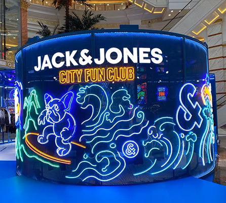 Vibrant Neon Sign Letters for Youthful and Fun Event Atmosphere
