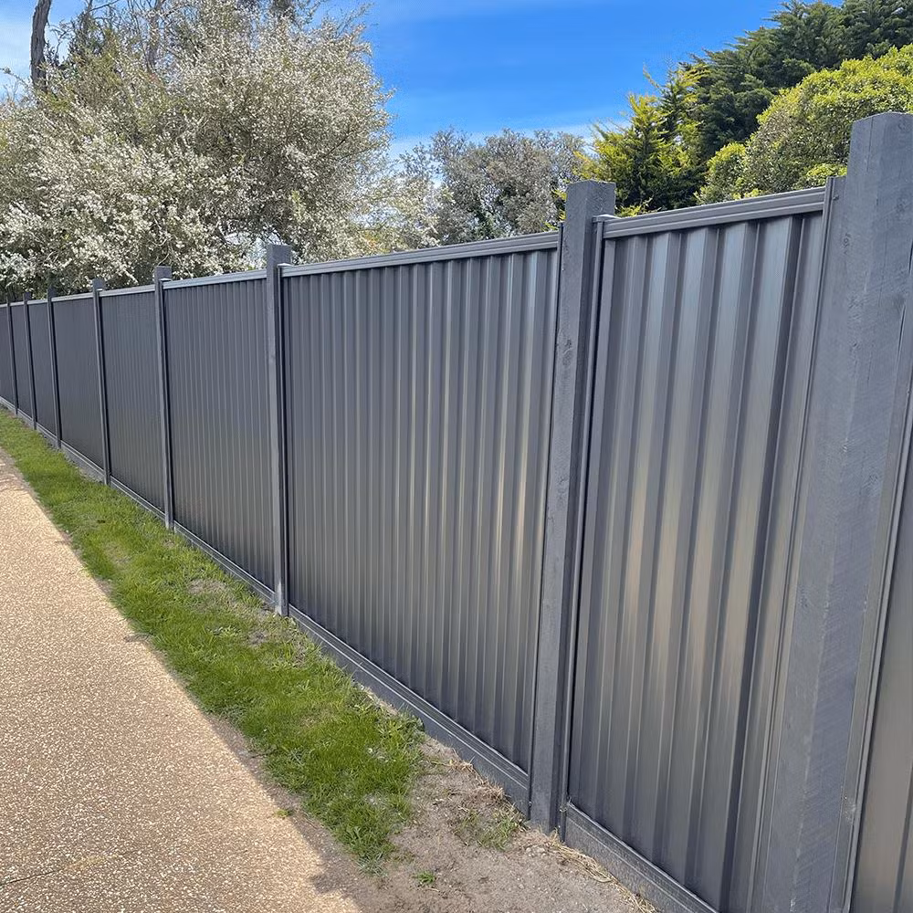 Factory Popular Metal Fence Steel Fence Corrugated Sheet Panel Steel Fence Metal Colorbond Fence for Garden Use