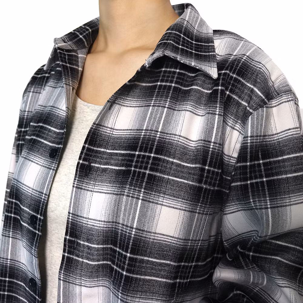 Casual and Comfortable Black and White Plaid Shirt Made of Pure Cotton Fabric