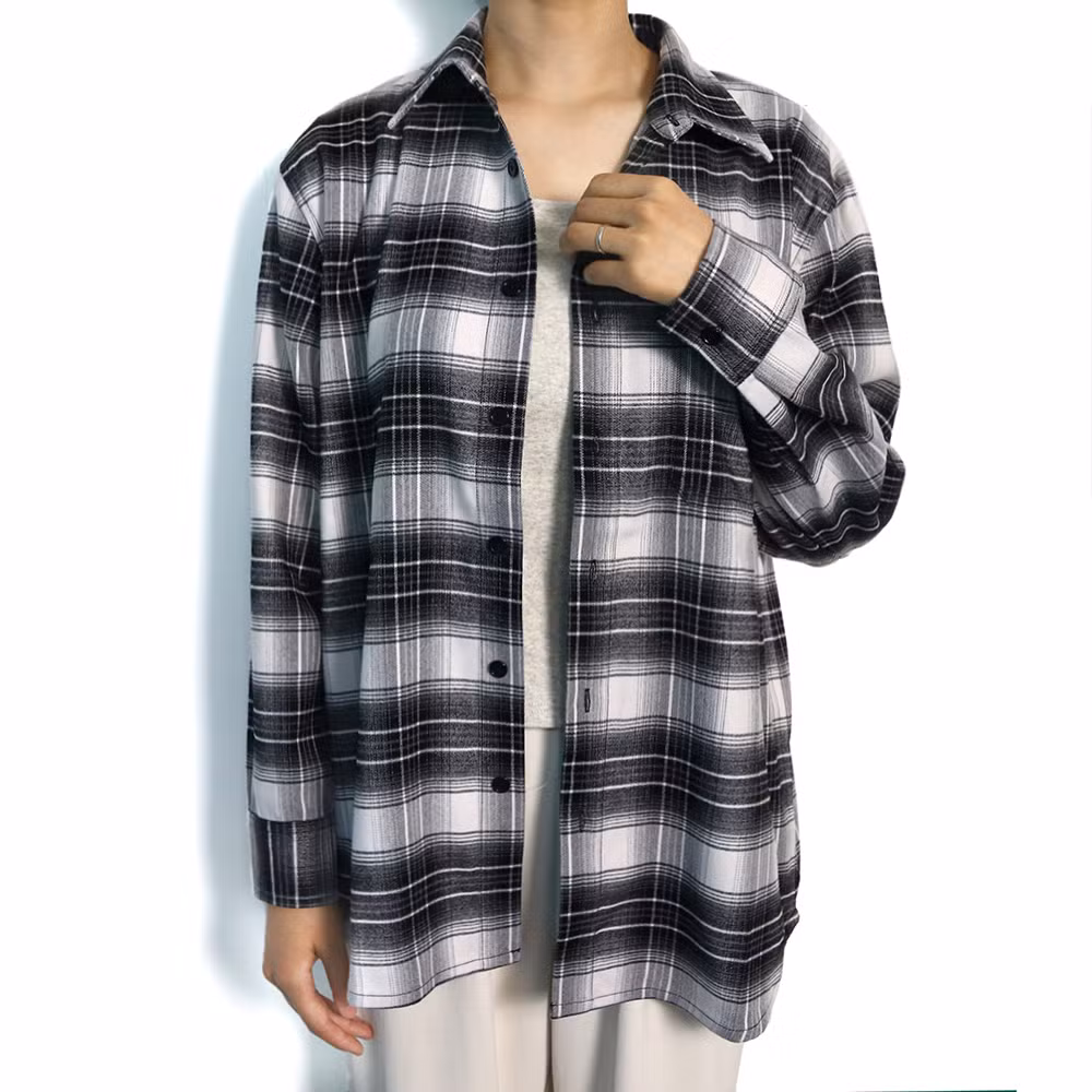Casual and Comfortable Black and White Plaid Shirt Made of Pure Cotton Fabric