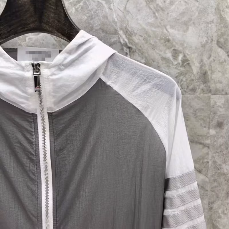 Men&prime;s UV Protection Jacket Men&prime;s and Women&prime;s Solid Color Sports Color Matching Sunscreen Thin Shirt