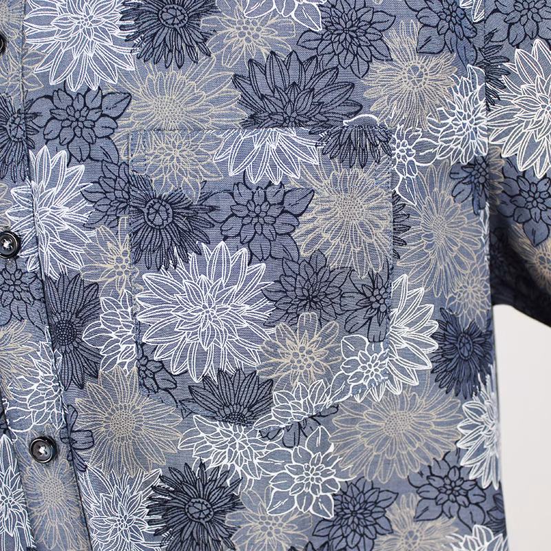 China Wholesale Supplier Men&prime;s Floral Print Navy Contrast Inside Collar Light Weight CVC Short Sleeve Shirt