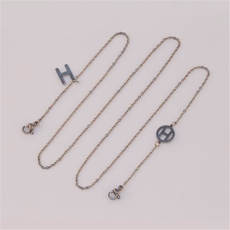 Titanium Steel Hollow Four-Leaf Clover Necklace Simple Thin H Letter Cc Camellia Mask Earphone Glasses Chain