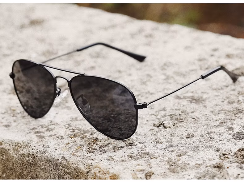 High Quality Kids Metal Sunglasses with Polarized Lens in Pilot Design for Parent-Child