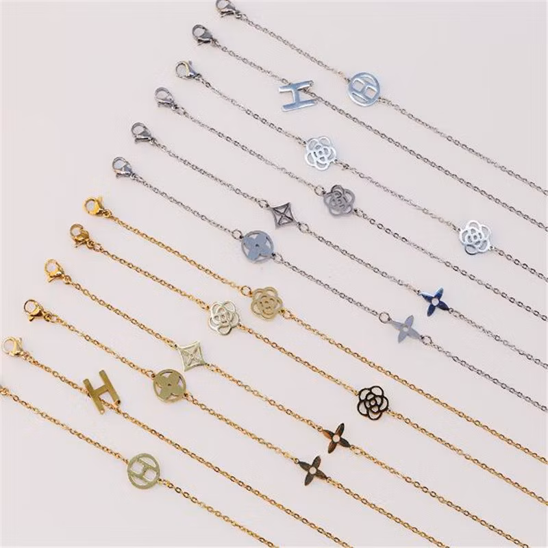 Titanium Steel Hollow Four-Leaf Clover Necklace Simple Thin H Letter Cc Camellia Mask Earphone Glasses Chain
