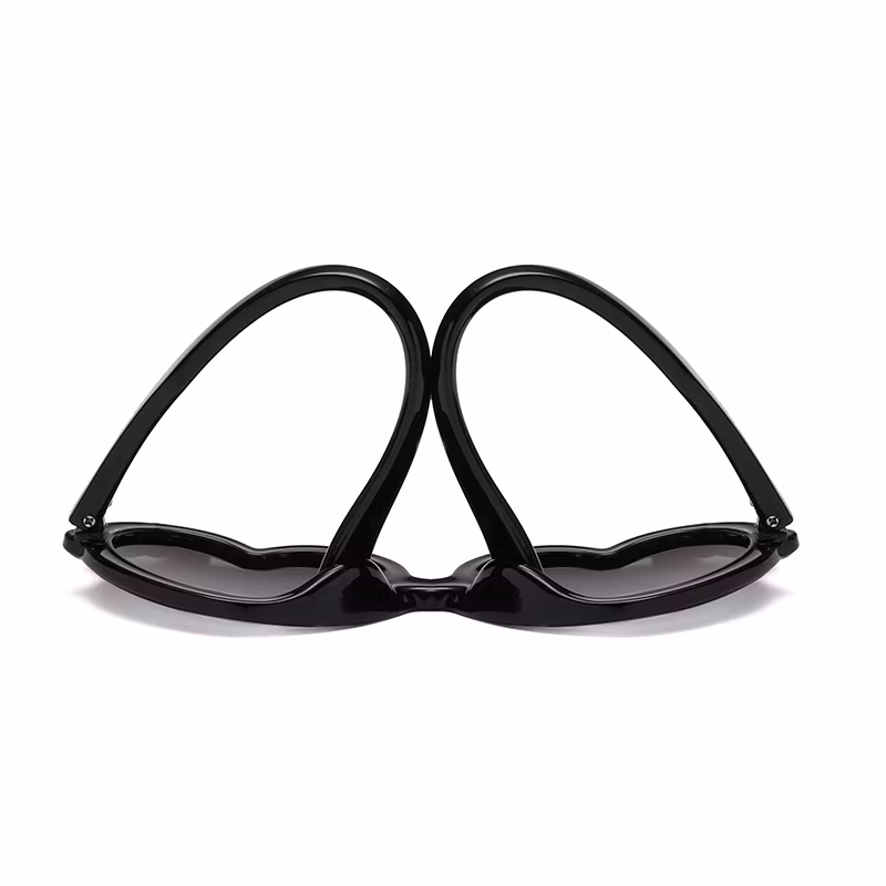 Wholesale 2020 Hot Fashion Kids Heart Sunglasses Girls