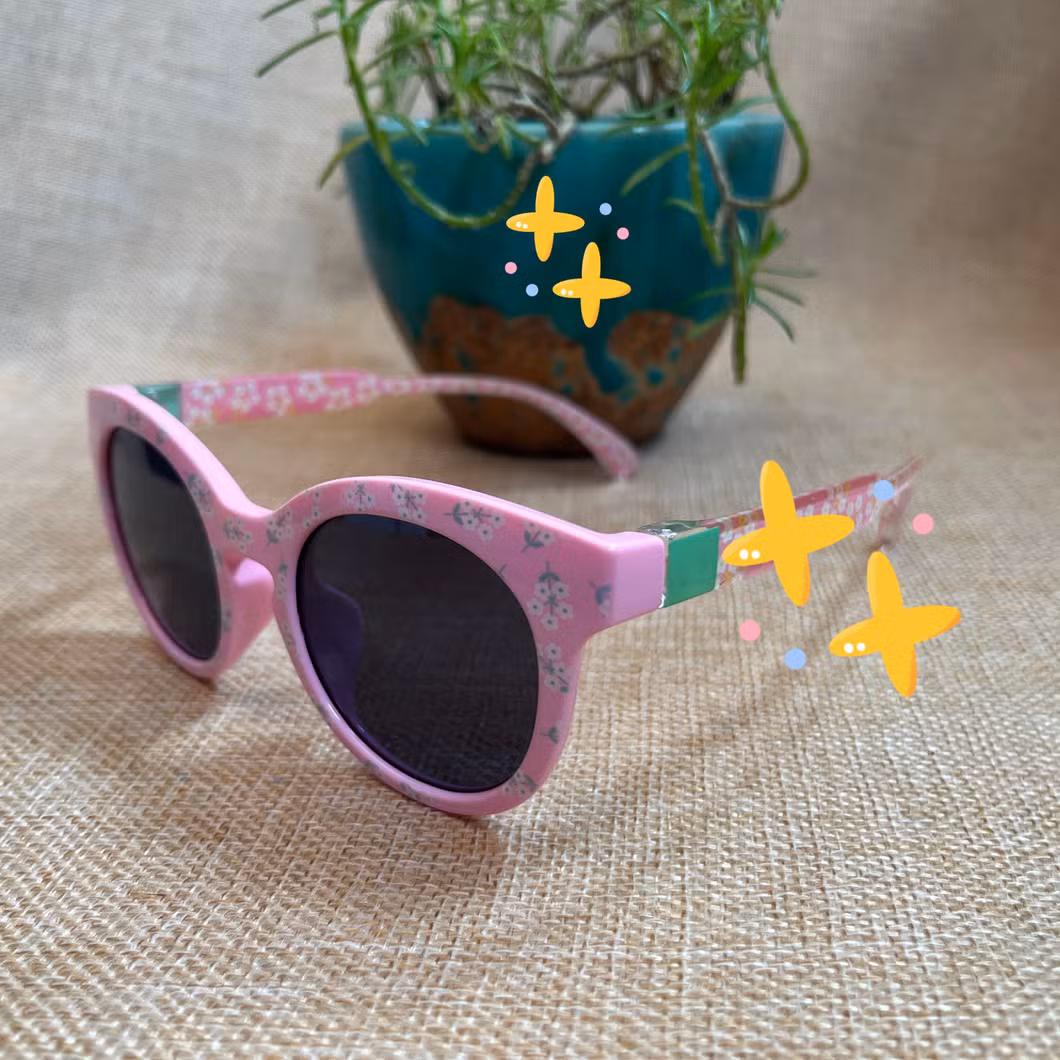 Silicone Kids′ Floral Design Cat Eye Sunglass Party Fun Gifts