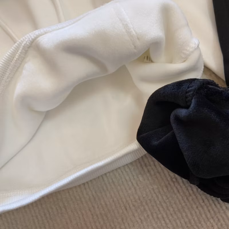 Factory Direct Wholesale Price Custom Imitation Lambskin Fabric Children&prime;s Set Appearance Luxury Atmosphere 1: 1 Customizable Children&prime;s Clothes