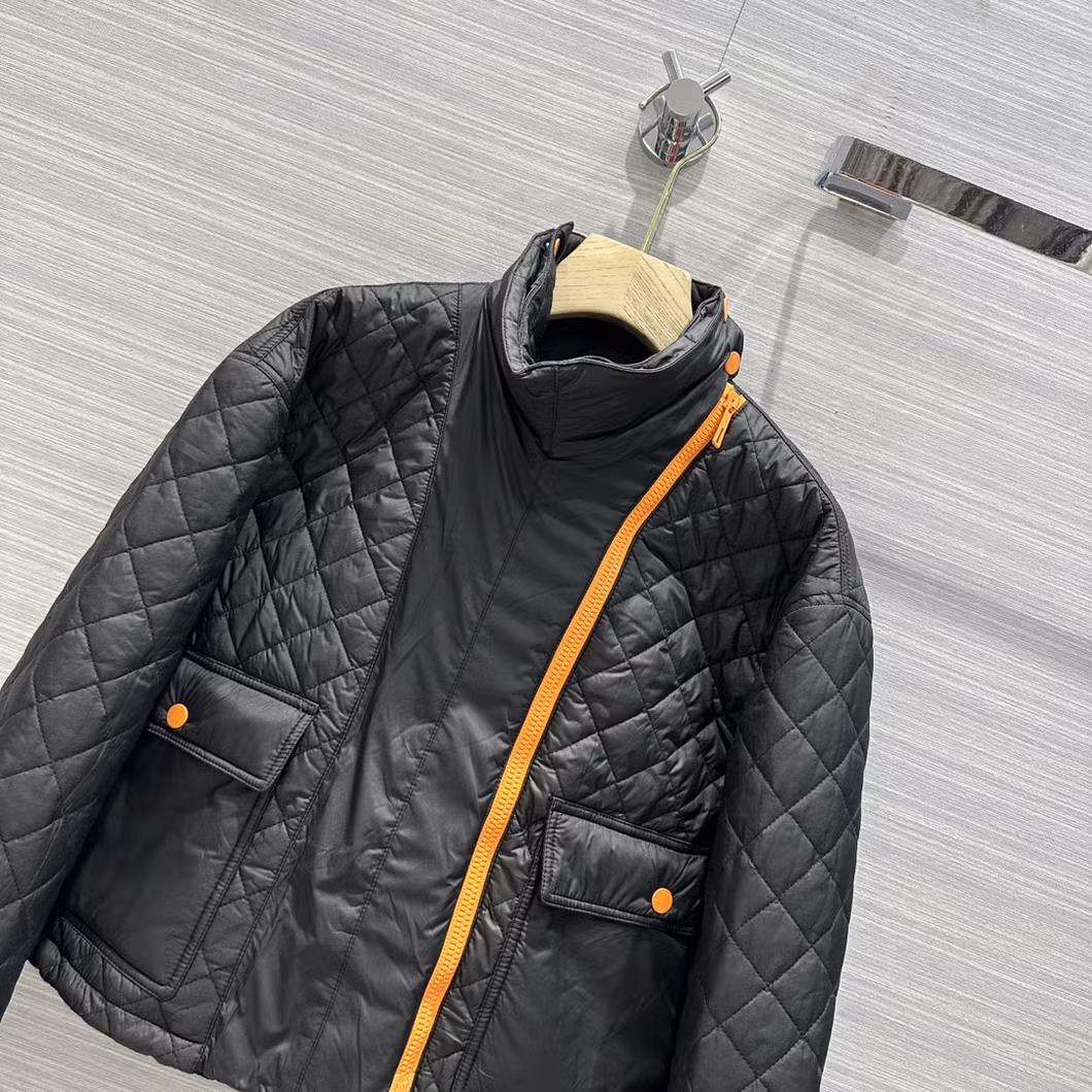 High Quality Fashionable New Customized Women′ S Sportswear Cotton Polyester Fitness Track and Field Clothes