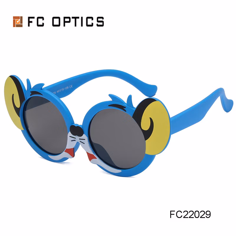 2020 Kids Sunglasses in Tpee Material Polarized Sun Lens