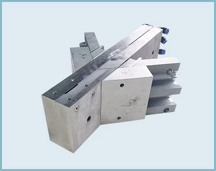 China Wholesale Powerful Cold Chamber Fridge Rubber Seal Refrigerator Door Gasket Welding Machine Joining Unit