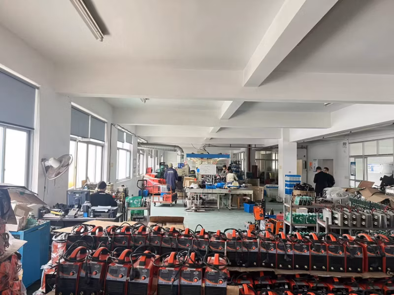Inversora De Solda IGBT Technology MMA Inverter IGBT Welding Equipment