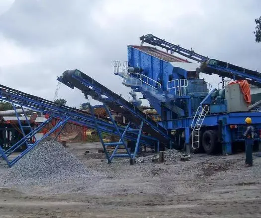 Trailer Type Stone Crushing Station Mobile Crusher New Energy-Saving River Pebble Crusher