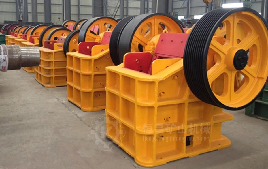 AC Motor Mobile Jaw Crushing Production Line Gold Mining Rock Mini Stone Hammer Crusher