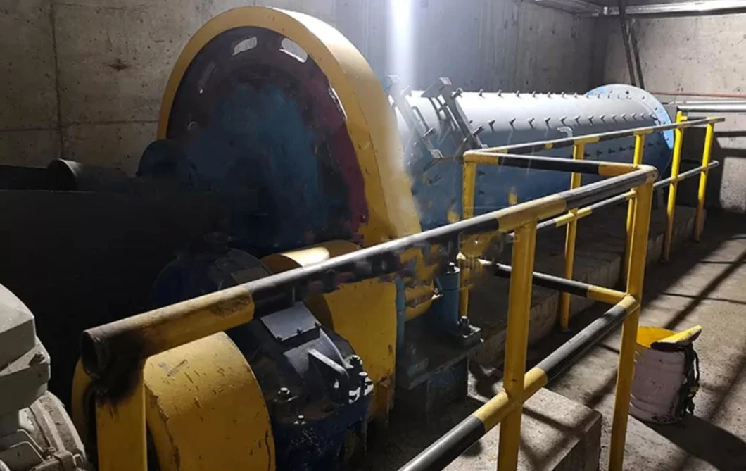 High Energy Gold Mining Rock Crusher 900*1800 Grinding Small Ball Mill