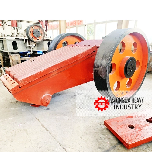 200 Tph Stone Quarry Jaw Crusher PE 250*400 Portable Mobile Rock Ore Jaw Crusher with Discharge Into 20 mm Stone 15-20 Tons Per Hour