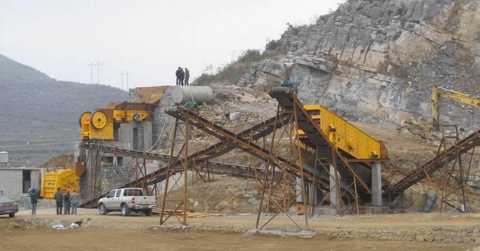 Mining Stationary Stone Crushing Machine Quarry Limestone Rock Crushing Equipment