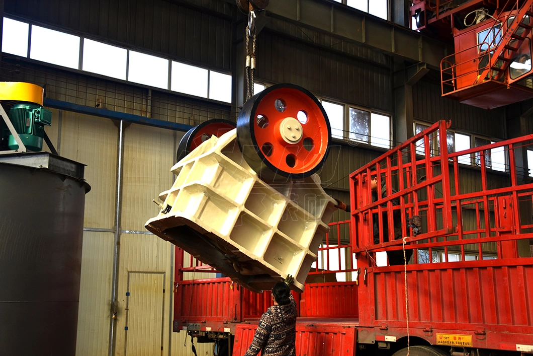 Primary Limestone/Ore/Rock Small Stone Mobile Jaw Crusher for Mining and Crushing