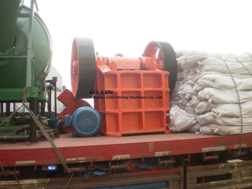 Small 2tph 105tph Capacity Coarse Rock Breaker Fine Jaw Crusher for Iron Ore