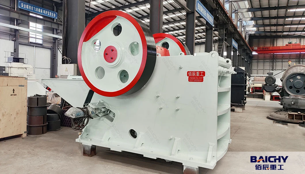 Compact Stone Crusher European Jaw Crusher C106 C125 Limestone Granite Basalt Ballast Gold Ore Crushing Machine