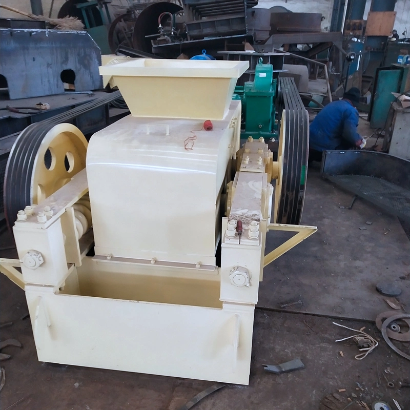 Small Coal Gangue Roller Crusher Ceramic Stone Extrusion Crusher Pebble Double Roller Grinding Sand Making Machine