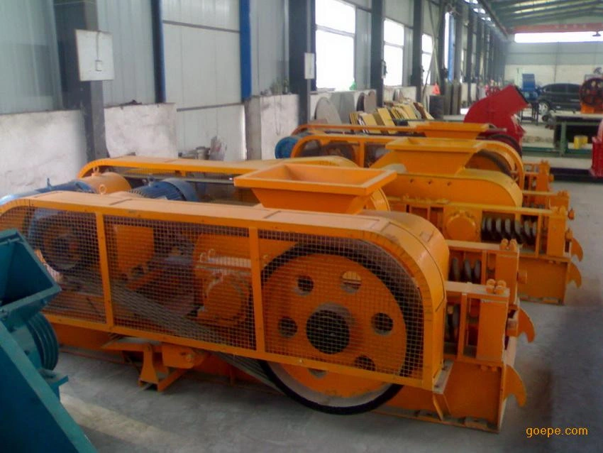 Quartz / Limestone / Gypsum Roller Crusher