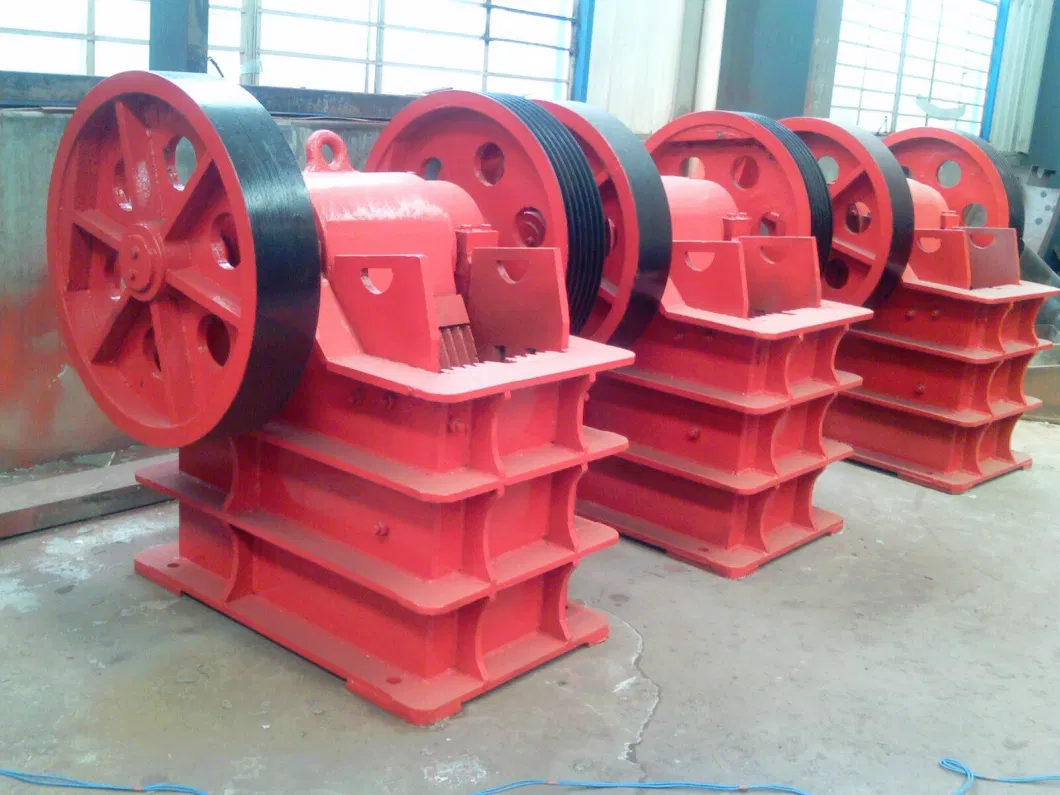 Primary Stone Jaw Crusher for Quarry/Concrete Aggregates/Black Rock/Iron/Gold/Copper Ore Crushing (PE2530)