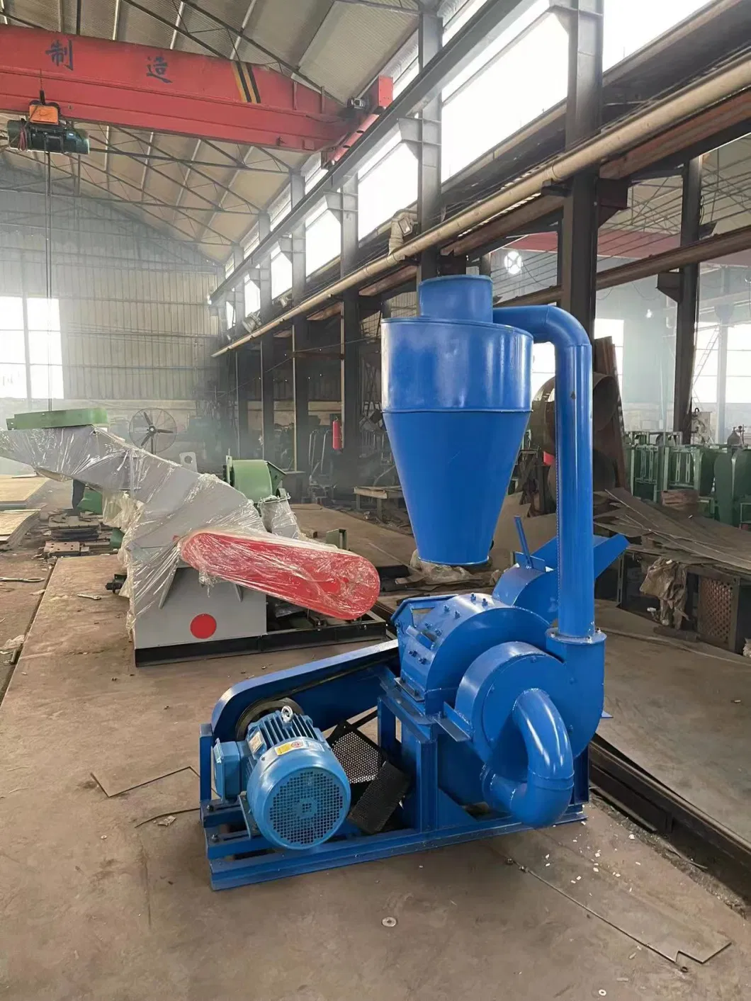 Industrial Wood Sawdust Making Chipper Machine/500 Kg/Hour Wood Hammer Mill Crusher High Efficiency