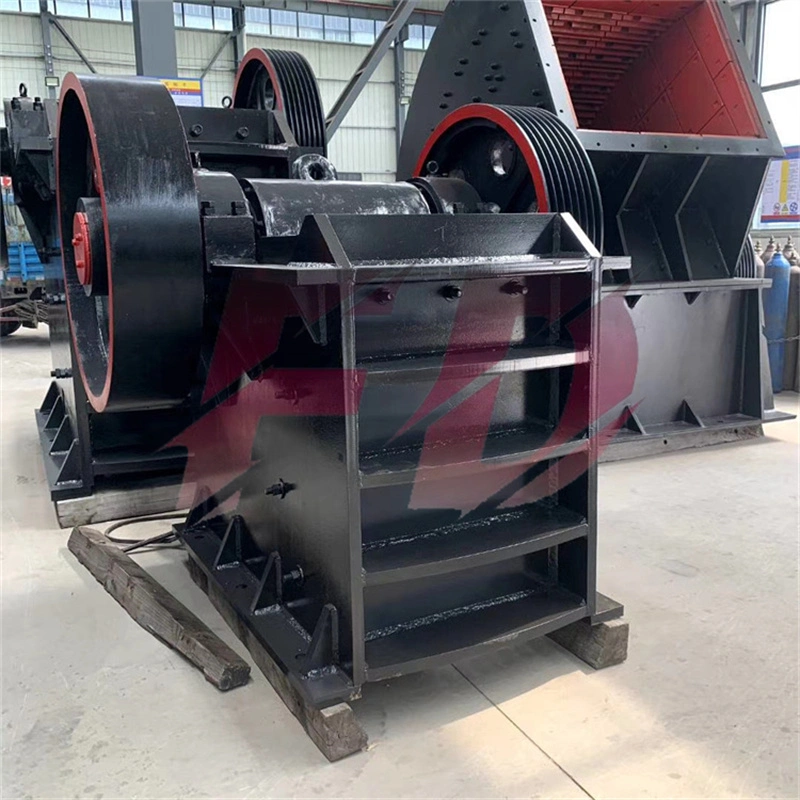 Mobile Stone Crusher Mobile Jaw Crusher Large Capacity Heavy Hammer Breaking