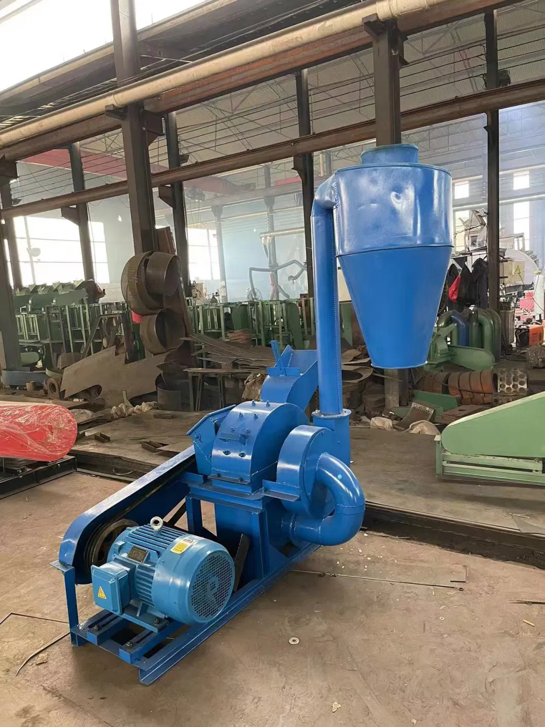 Industrial Wood Sawdust Making Chipper Machine/500 Kg/Hour Wood Hammer Mill Crusher High Efficiency