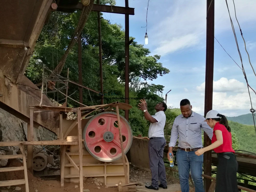 Large Capacity Fluorite Grinding and Crushing Machine Jaw Crusher