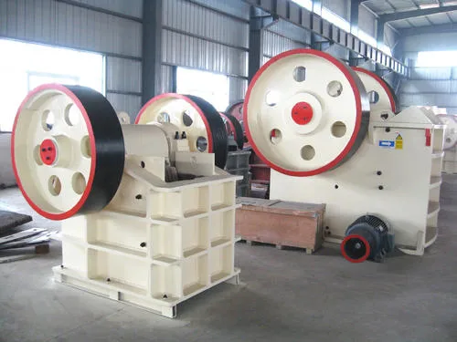 Factory Price Portable Small Diesel Engine Jaw Stone Crusher, Mobile Rock Crusher