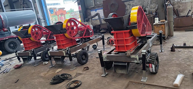 Diesel Engine PE150X250 Small Mobile Jaw Crusher Price Rock Stone Crushing Plant