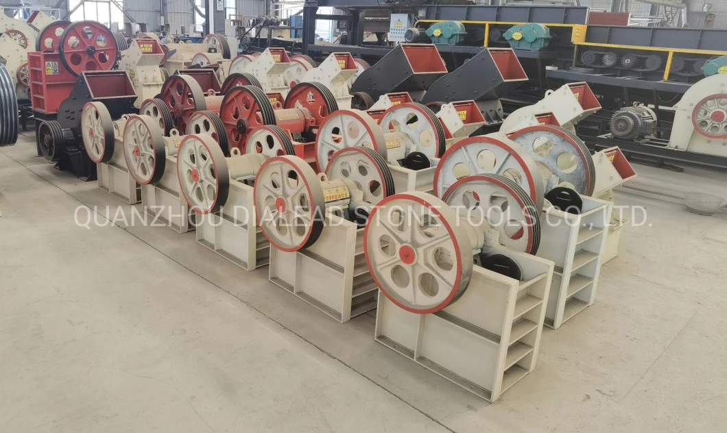 Dialead Rock Stone Jaw/Cone/Impact/VSI/Hammer/Roller/Sizer/ Mobile Portable Crusher for Limestone/Granite/Riverstone/Basalt Quarry Crushing and Mining