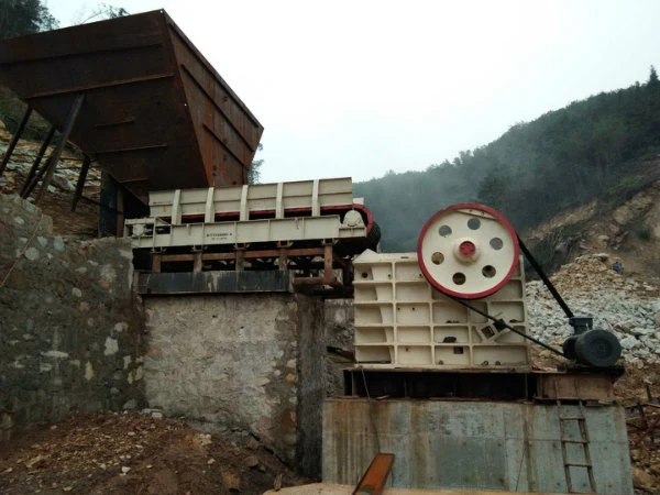 PE-600X900 Limestone Coal Clinker Stone Slag Gypsum Clay Iron Jaw Crusher