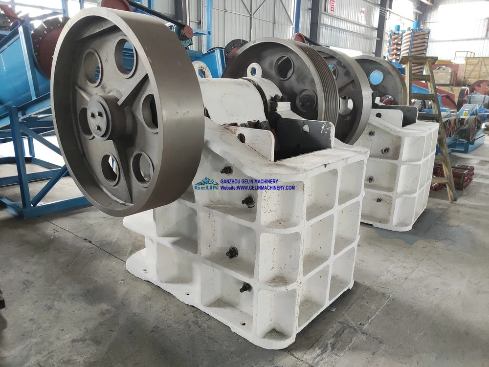 Large Capacity Fluorite Grinding and Crushing Machine Jaw Crusher