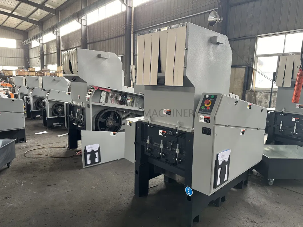 PE PP PVC Pet Waste Plastic Crushing Machine Prices Plastic Crusher Machine Industrial Plastic Shredder